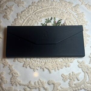 Sojos Black Sunglass Case with Sleek Design & Foldable Envelope Magnetic Closure